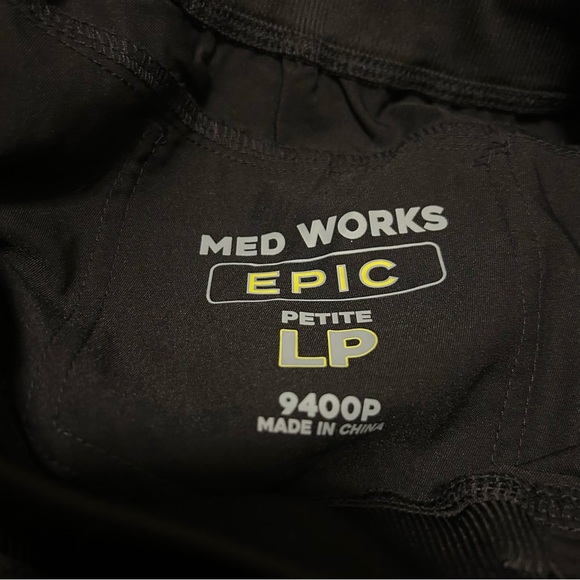 Med Works Epic black jogger scrub pants - Picture 2 of 2